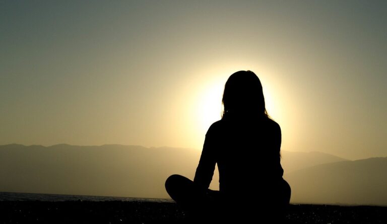 sunset-yoga-pose